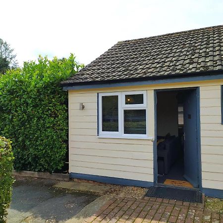 Apartmán Garden Flat At The Infamous Piltdown Man Pub Fletching Exteriér fotografie