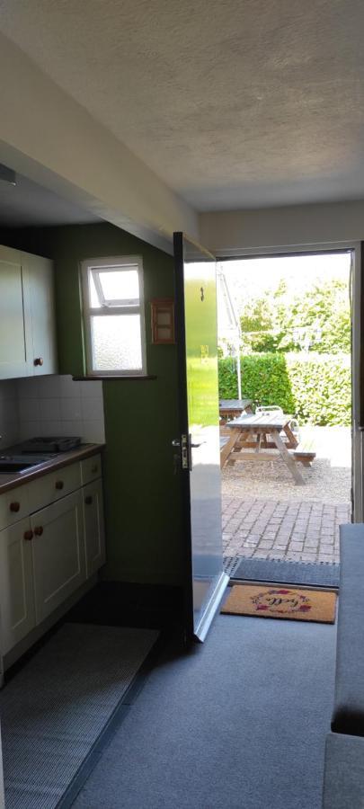 Apartmán Garden Flat At The Infamous Piltdown Man Pub Fletching Exteriér fotografie